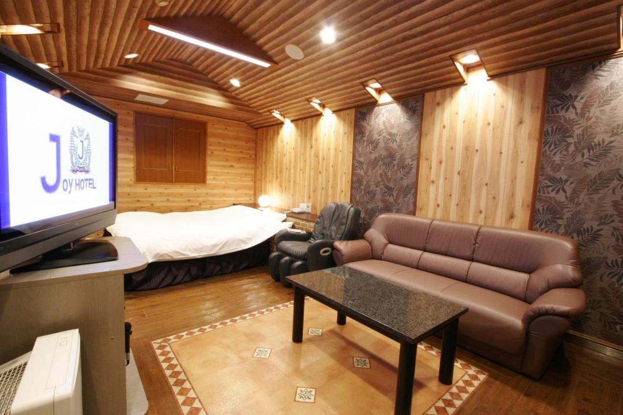 Love hotel Joy (adults Only)
