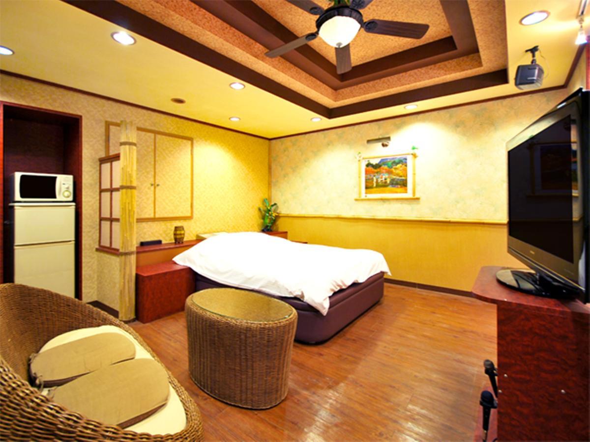 Love hotel Joy (adults Only) 2*